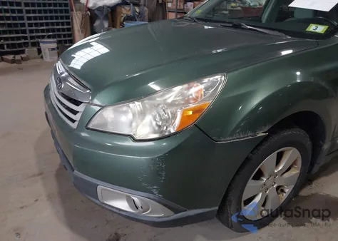 2011 Subaru Outback 2.5I Premium z USA, uszkodzony, nr VIN 4S4BRBCC1B3331392